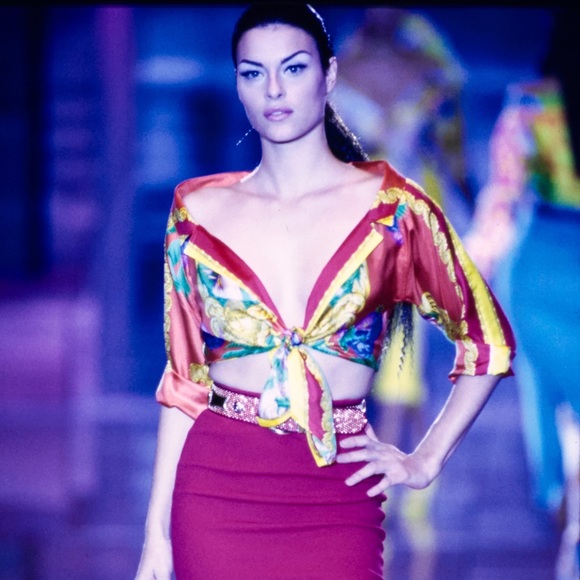 Gianni Versace Vintage SS 1993 Paradise Lost Printed Silk Off Shoulder Blouse - Picture 4 of 16